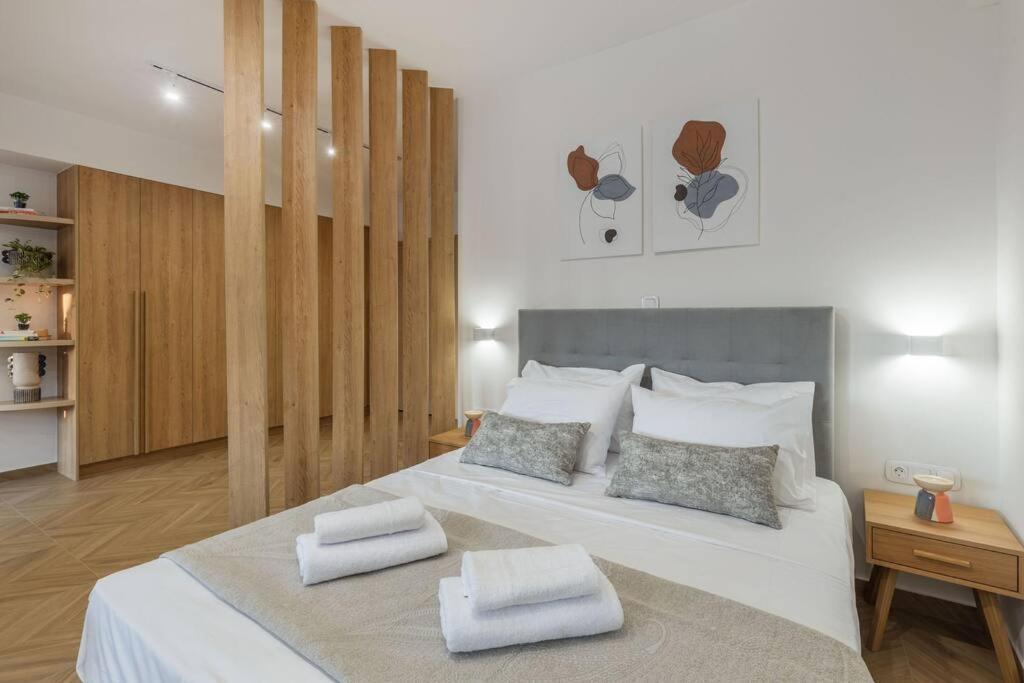 Athinais Luxury 2 Apartamento Atenas